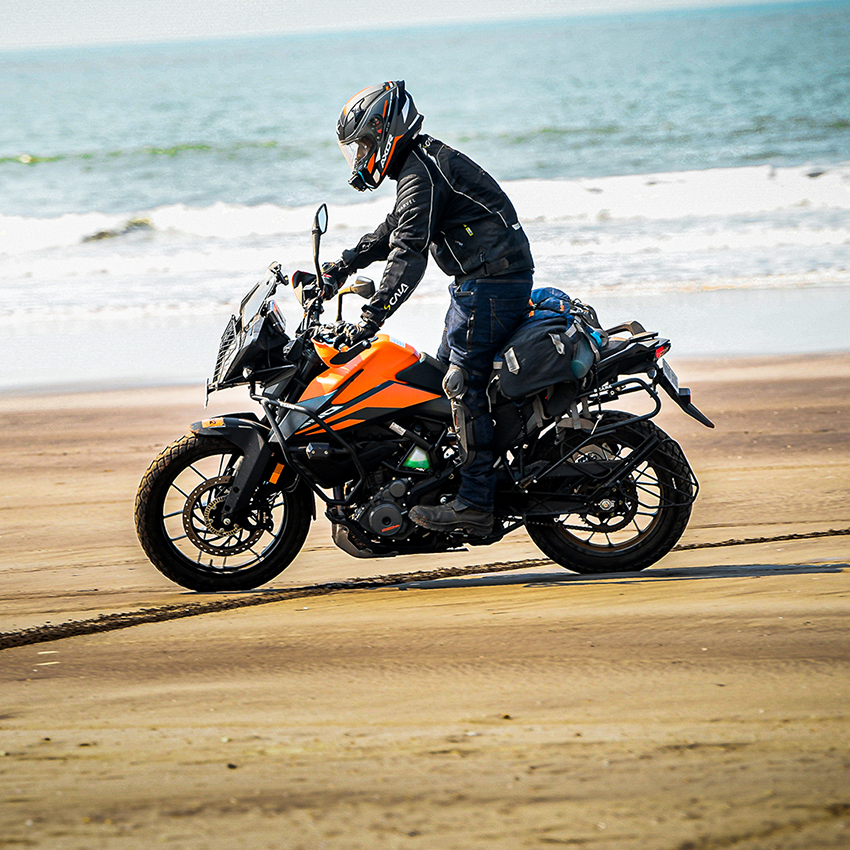 KTM ride in sand